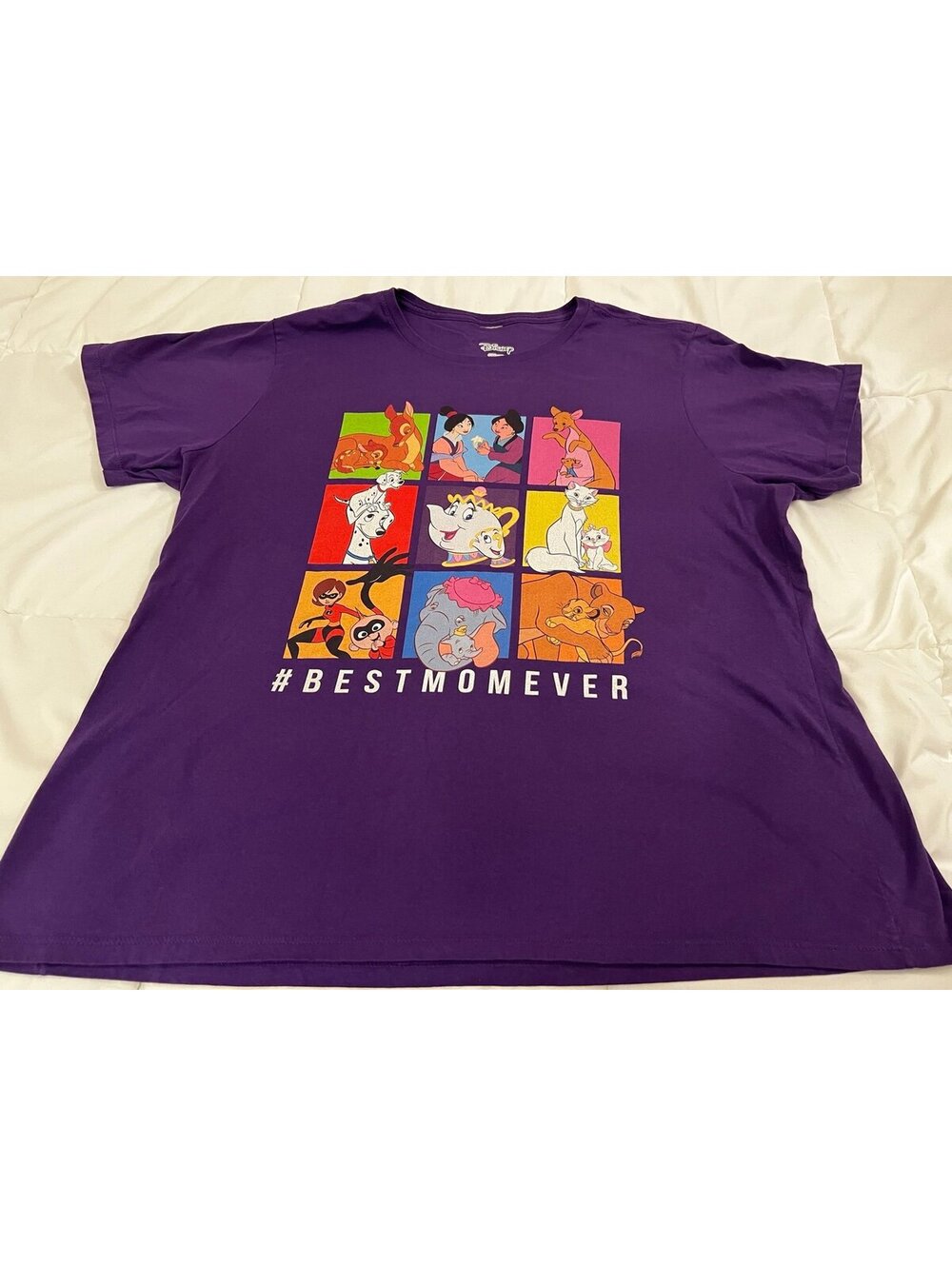Disney Womens LARGE Purple T-Shirt “Best mom ever” 101 Beauty Beast Mothers Day
